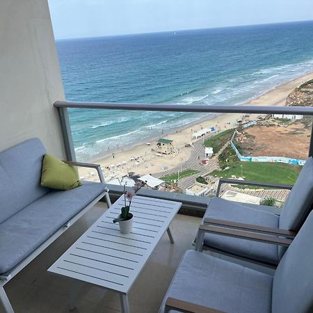 Luxury Sea View Apartment Herzliya Bagian luar foto