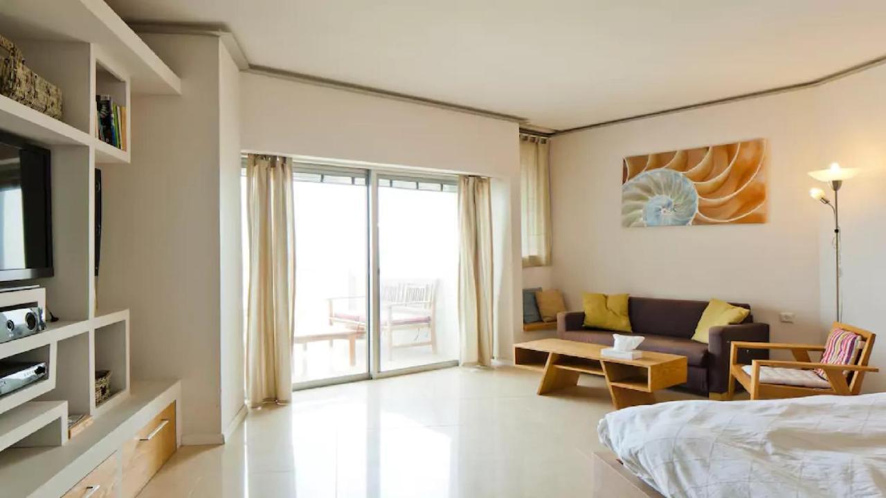 Luxury Sea View Apartment Herzliya Bagian luar foto